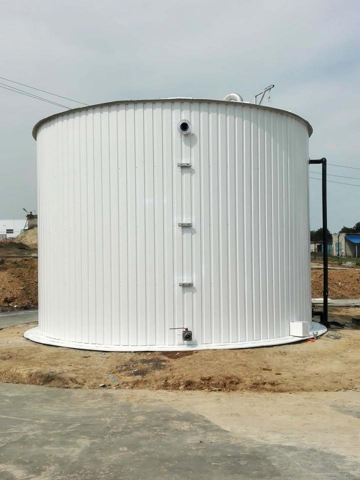 Tanks for the Chemical Industry